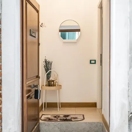 Apartment Accessible Groundfloor Near Station - Ca Rezzonico