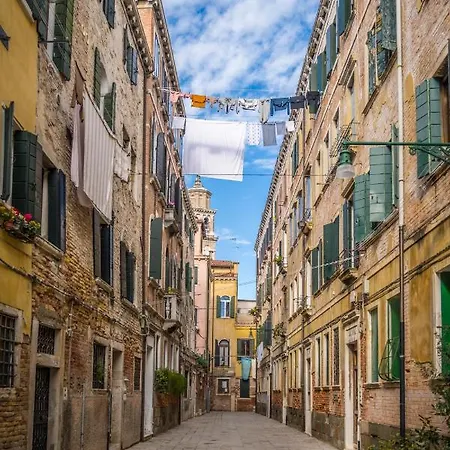 Apartment Accessible Groundfloor Near Station - Ca Rezzonico