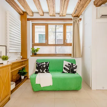 Apartment Accessible Groundfloor Near Station - Ca Rezzonico *