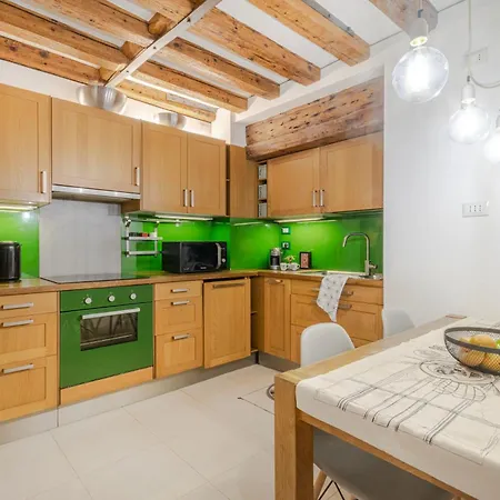 Appartement Accessible Groundfloor Near Station - Ca Rezzonico *